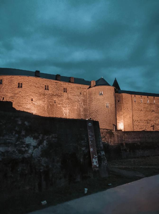 Appartement Vue Sur Chateau-Fort 3 Etoiles Sedan Zewnętrze zdjęcie
