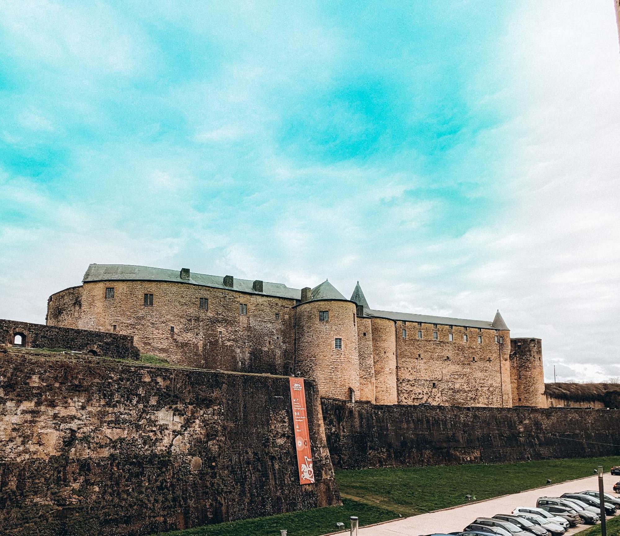 Appartement Vue Sur Chateau-Fort 3 Etoiles Sedan Zewnętrze zdjęcie